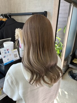 トリコ(ToricO) ミルクティーベージュ グラデーション ハイトーン くすみ