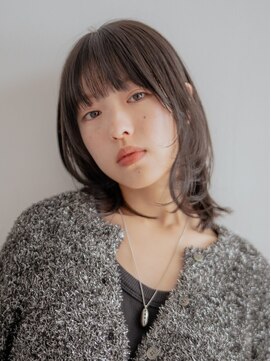 benji 横浜店【ベンジー】 ミディアムウルフでおしゃれ女子