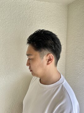 アーシュナチュラリー(h naturally.) 刈り上げアップバングショート