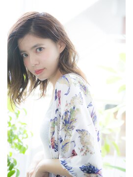 ミエル ヘア 新宿(miel hair) ゆるふわウェーブ×抜け感♪