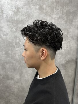 スピン 本八幡(SPIN) スペインカール/スパイキーショート/ブルーブラック/本八幡