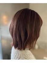 ニーイチイチ(211)&nbsp;美髪/切りっぱなしボブ/ピンクベージュ