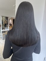ヘアーアイストゥーレ(HAIR ICI TRE)&nbsp;ロング　グレージュ　アッシュ　髪質改善　担当阿知波