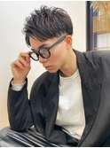 スーツ短髪ツーブロック束感モテる黒髪フェザーパーマt329