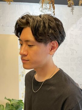 エムヘアー  下北沢(em hair) 韓国マッシュ/スペインカール/スパイキーショート