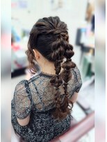 ベルグロー 北新地上通り店(BELLEGROW)&nbsp;ポニーテールツイン