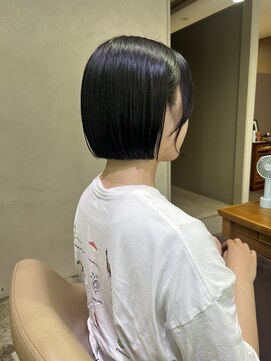 インビテーション 名古屋(invitation) ぱつっとボブ