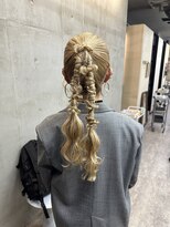 バド(bado)&nbsp;ヘアセット/お呼ばれヘア/パーティーヘア/カチモリヘア