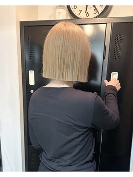 ローレン(LOREN) ミディアムヘア/デザインカラー/フェイスフレーミング/栄/久屋