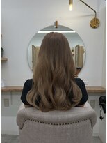 シア 新越谷店(SHEER) ミルクティーベージュ