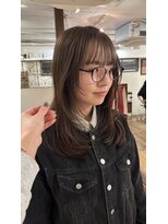 フランチェスカ(Francesca)&nbsp;レイヤーミディアム　レイヤーカット　ミディアムヘア