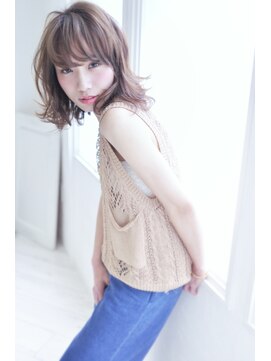 エルフォ(elfo) 【elfo】トップがふんわりボリュームUP　レイヤースタイル