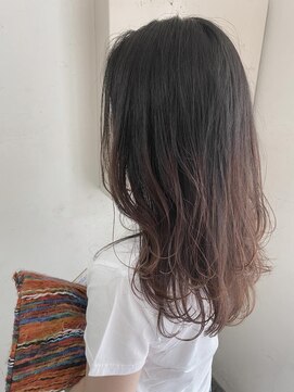 キャンバス バイ ネオリーブ 横浜西口(Canvas by neo.) 毛先遊ばせレイヤー 肌トーン上がっちゃうカラー