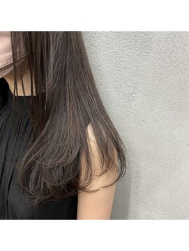 エモ(emo.) シアベージュ × ポイントレイヤーミディ