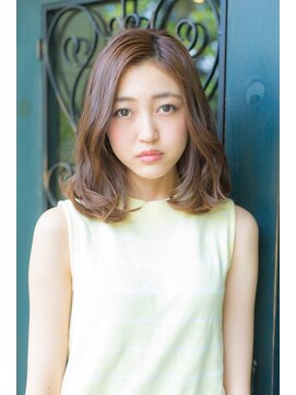 ビバーチェ(Vivace) 透明感あふれる美しさ