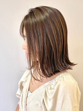 ジアン バイ ミルボン 西宮ガーデンズプラス(GIEN by milbon) 外はねロブ/立体感/レイヤーカット/ナチュラル