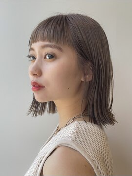 ガーデンヨコハマ(GARDEN YOKOHAMA) 切りっぱなしタッセルボブ外ハネオリーブベージュ透明感カラー