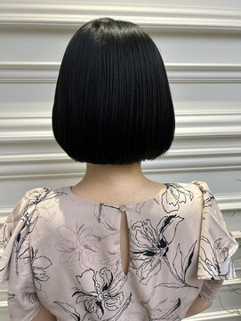 ギンザ ル グラン(JEAN CLAUDE BIGUINE GINZA Le Grand) うる艶内巻きボブ