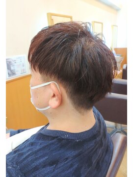 松本平太郎美容室 浦安店 ワインレッド/ツーブロック刈り上げ/30代40代50代60代