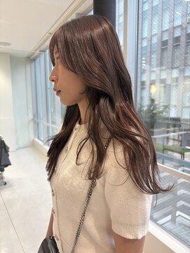 ローレンアオ(LOREN AO) ミディアムヘア/暗めカラー/グランマッシュ/矢場町