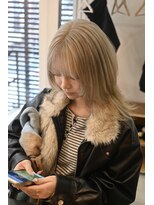 パークホワイト 代官山(PARK White)&nbsp;ハッシュカットウルフハイトーンホワイトベージュ小顔カット