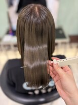 パーマ落としラボ アピッシュ 銀座(apish)&nbsp;パーマ落とし×艶カラーでつくる美髪ストレート