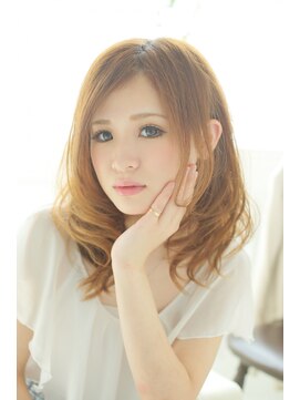 ヌーベルヴァーグ(Nouvelle Vague) 【 Nouvelle Vague】自然が可愛いセミロング