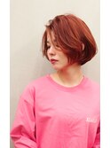 重めスタイルのナチュラルショートボブ