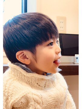 チェアー ヘアスパネイル(Chair hair spa nail) 【CHAIR】キッズツーブロックマッシュ