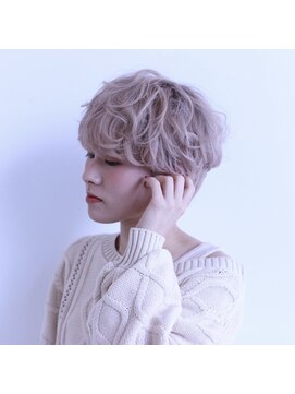 ビス リアン 川口店(Vis lien) ハンサムショート/ブリーチ/ベリーショート/ケアブリーチ/小顔