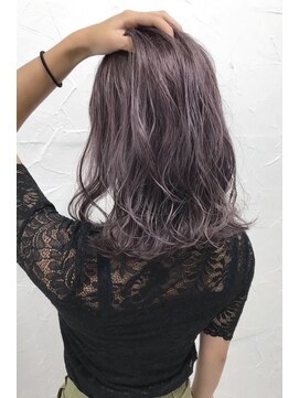 フラクト(FLact) バイオレット_ブリーチオンカラー_ラフウェーブ