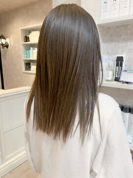 キャアリー(Caary) 福山市美容室Caary人気 ぱつんとロングうるツヤベージュカラー