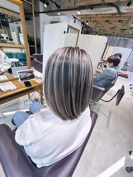 トゥルース 獨協大学前店(Hair&Make TRUTH) プリンが気にならないシャドールーツ