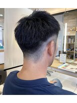 アイディー バイ ケンジ(id. by KENJE) 短め刈り上げベリーショート