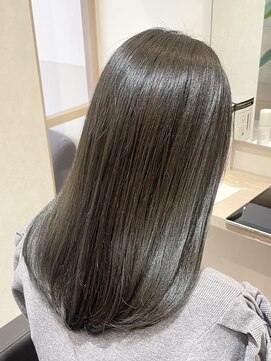 アヤナバイアヤラ 西船橋店(ayana by ayala) 【今井由奈】オリーブカラー×セミロング