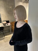 ミリ(milli Produce by ITAKURA)&nbsp;ハイトーンモードボブ