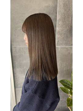 美容室 アイディー i-dee アッシュベージュ