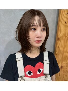 ハウリーヘアアンドスパ(HAURY hair&spa) 寒色ベージュ・フェイスレイヤー