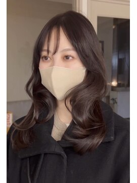 顔まわりレイヤーで小顔見え◎