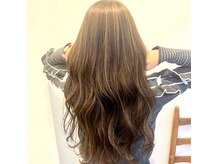 ヘアーアンドビューティジョウ(hair&beauty JOU)の雰囲気（ハイライトを入れて動きのあるスタイルに！）