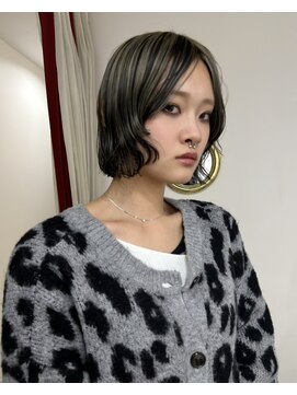 ナービス(NARVIS) デザインカラー/アッシュグレー/ショートボブ