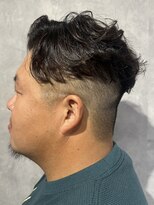 リンク(Link)&nbsp;大人の色気を引き出すフェード×ニュアンスパーマ