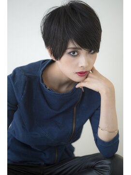 ワン 戸塚(ONE001) 黒髪ショート【ONE001　戸塚】