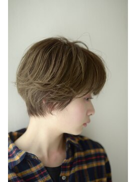 ビッケ(Vicke) 【Vicke渋谷】春スタイル外ハネショート