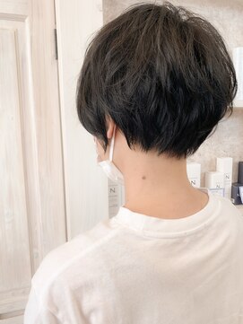 キャアリー(Caary) 福山市 人気丸みショートヘア、ショートボブならCaaryキャアリー