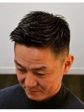 ヘアーワークス クール フェードカット×アップバングスタイル <理容室> <バーバー>