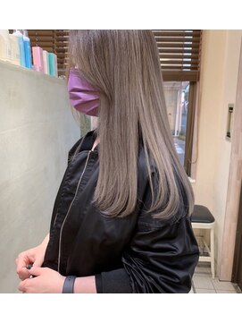 リリ(Riri) ミルクティーカラー