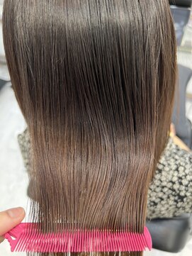 エスカーラ 表参道(THE ESCALA) @m_ayu/髪質改善縮毛矯正/サラツヤ髪/タビラマユミ