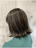 [吉原勇気]ハイライト　白髪ぼかし　バレイヤージュ　ショート