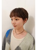 ダブルカラーこっくりブラウンショートマッシュカット